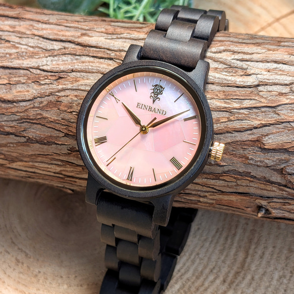 【木製腕時計】EINBAND Reise ピンクマザーオブパール×サンダルウッド 天然貝木製腕時計 32mm 1枚目の画像