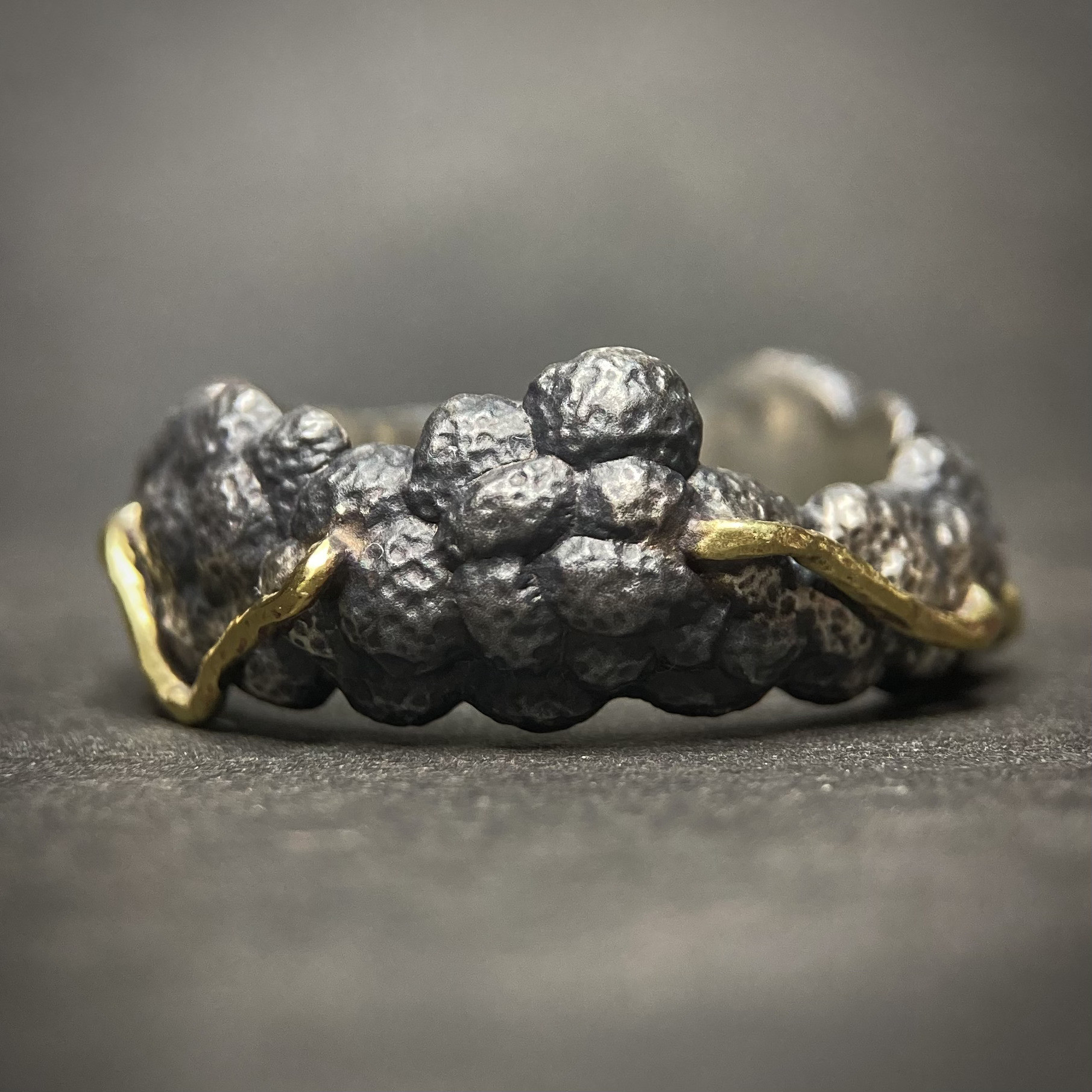 「クモ」リング　～雷雲～