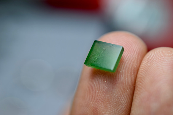 RS11-82 氷種 暗緑 グアテマラ産 天然 A貨 本翡翠 ルース 硬玉 ジェダイト 10枚目の画像