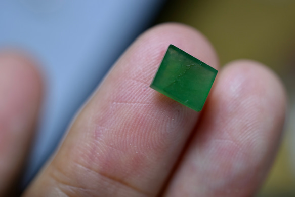 RS11-82 氷種 暗緑 グアテマラ産 天然 A貨 本翡翠 ルース 硬玉 ジェダイト 9枚目の画像