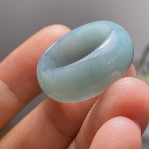本翡翠指輪　リング　グァテマラ産　お買い得品　一点のみ 本翡翠指輪 リング 氷種 一点物 赤字処分 | FARBE