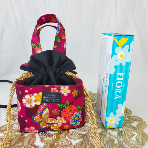 送料無料》蝶や桜の華やかな和柄巾着バッグ ハンドメイド 巾着バッグ