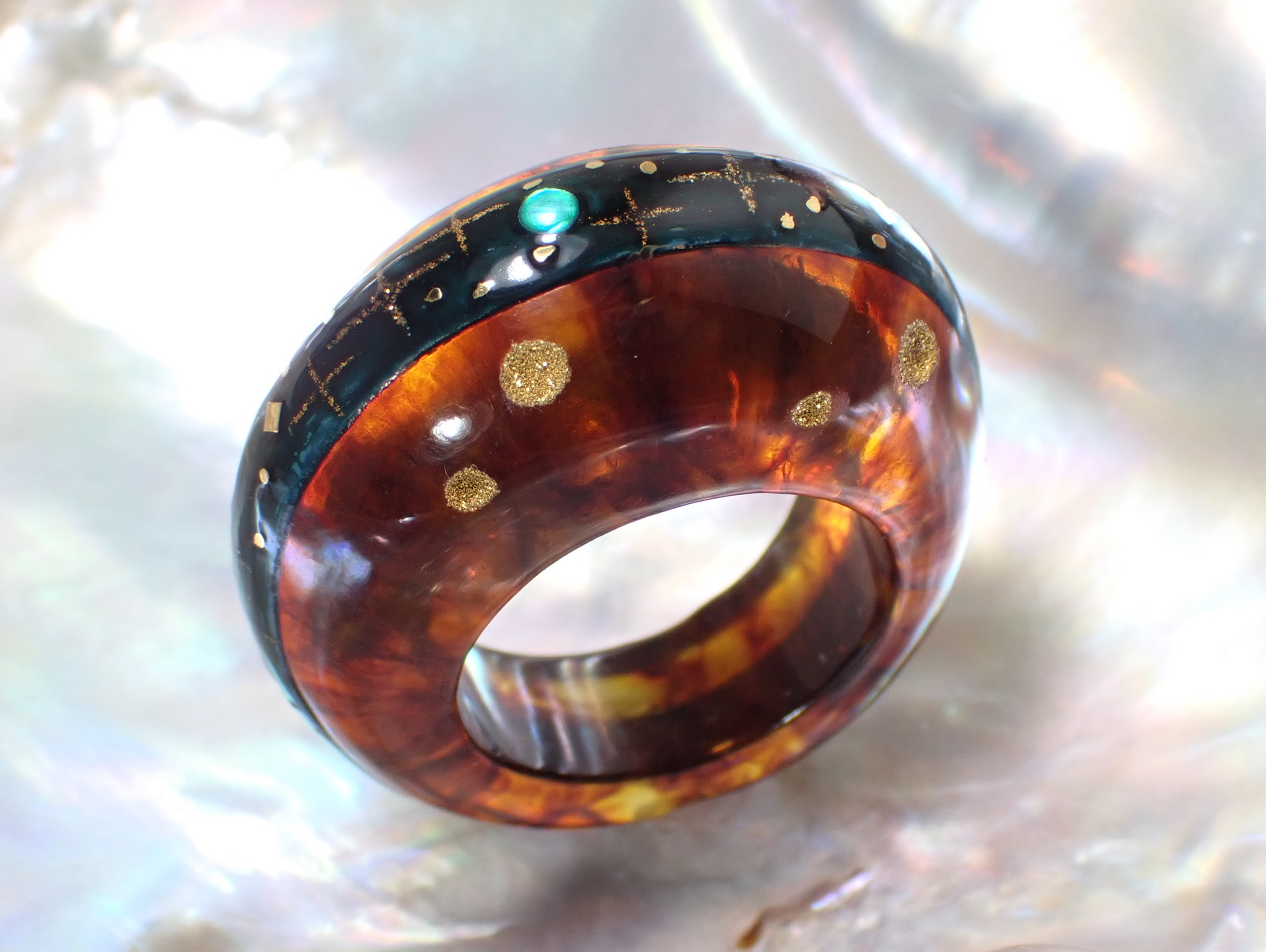 蒔絵リング ”見上げて” / 琥珀