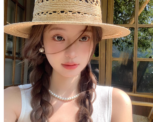 手編みフラットトップ麦わら帽子女2025新型ラフィー100%透かし彫り