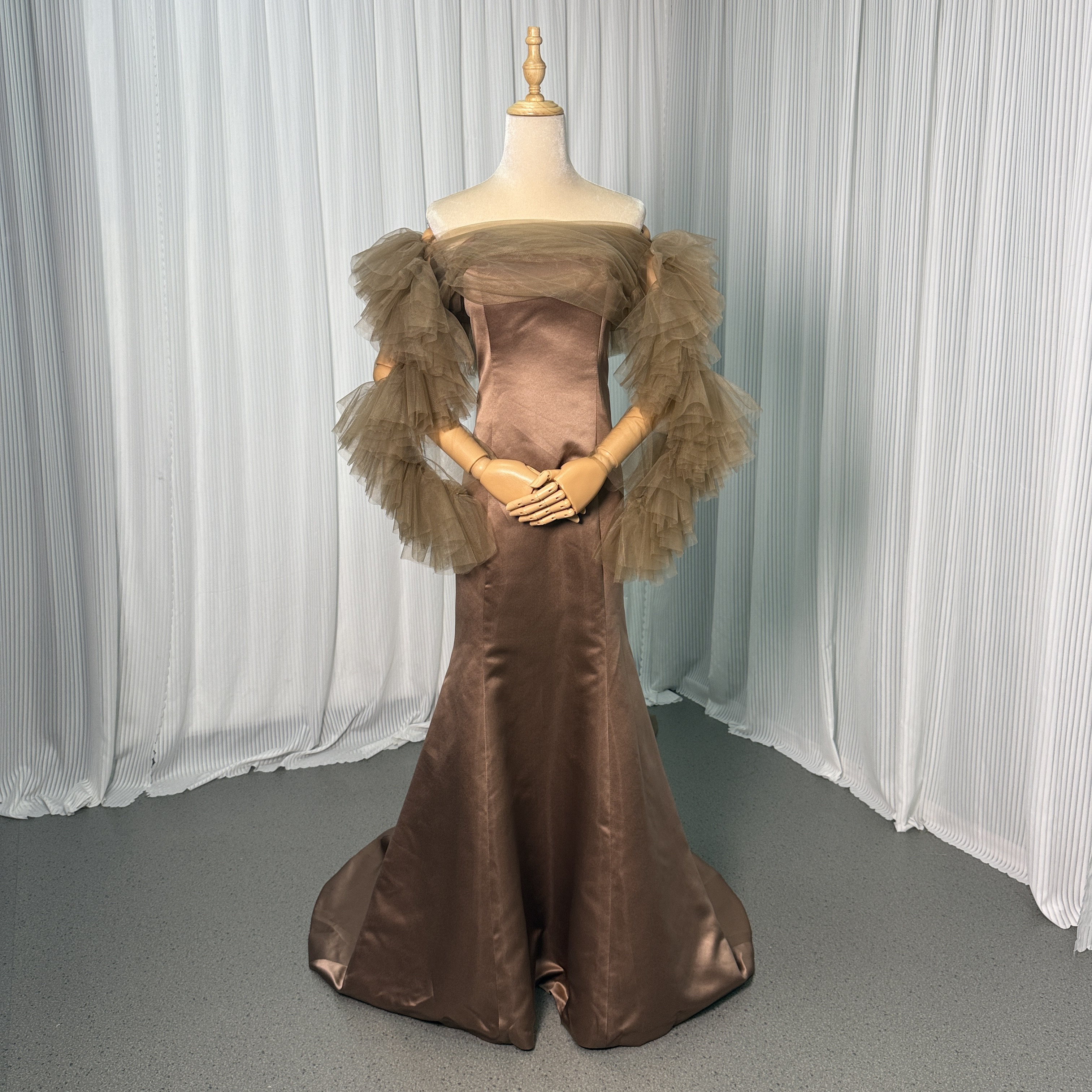 新品在庫処理！激安パーティードレス ツーピース トップス ロングトレーン ソフトチュール 光沢感 結婚式 2次会 前撮り