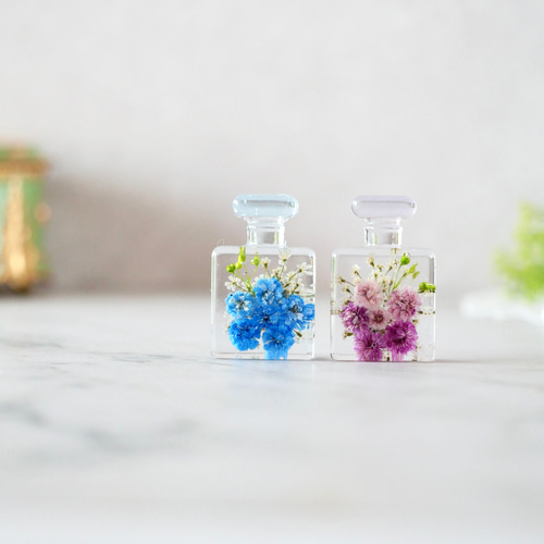 ときめきをとじこめた ミニ香水瓶のオブジェ】香水瓶置物 その他