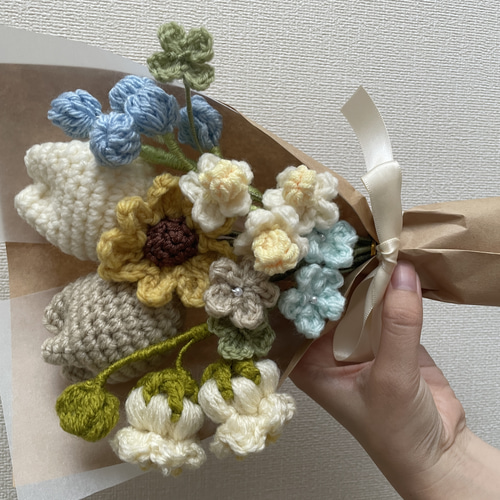 枯れない花】ひまわり あみぐるみ 枯れない花束 編み物 毛糸花束