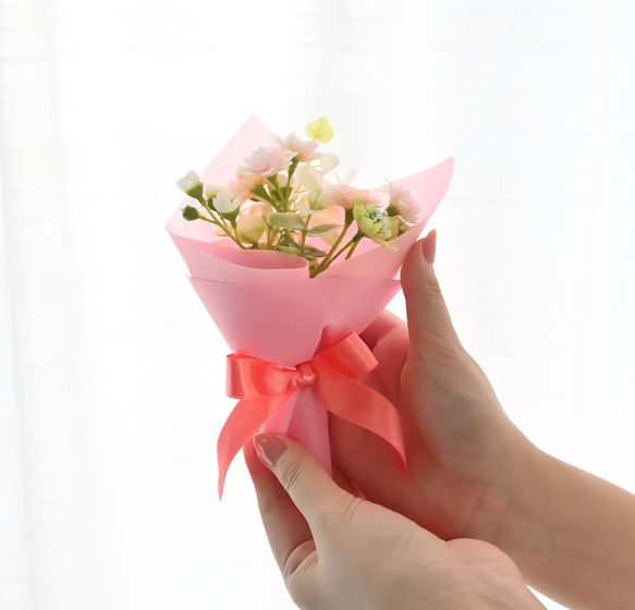 造花のミニ花束【1個からOK】 ミニブーケ  造花の花束 花束 卒業式 結婚式 パーティー  プチギフト　No.2 2枚目の画像