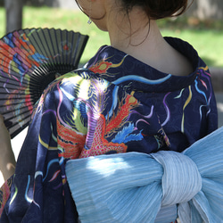 九谷をまとう扇子【KUTANI×KIMONO】鳳凰  同柄収納袋・化粧箱入 11枚目の画像