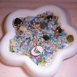 【送料無料!】 小花　小物入れ　ジュエリーケース　ハンドメイド　オーダーメイド オーダーメイド】名入れ誕生花ジュエリーボックス・ジュエリー