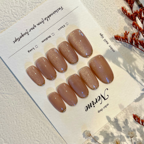 マグネットネイル　ゴールドライン　♡カラー変更0円♡ マグネットネイル ゴールドライン ネイルチップ（つけ爪） nail
