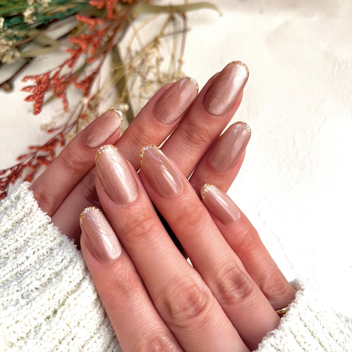 マグネットネイル　ゴールドライン　♡カラー変更0円♡ マグネットネイル ゴールドライン ネイルチップ（つけ爪） nail