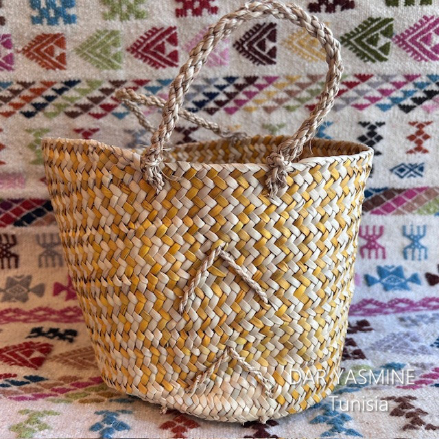 小さなシンプルかごバッグ　丸底バケツ型　イエロー　1点もの