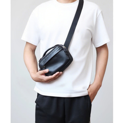 小巧卻容量十足！真皮迷你斜背包/男女通用，兩用，可斜挎 第5張的照片