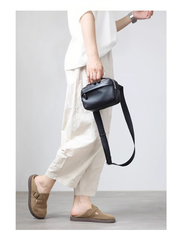 小巧卻容量十足！真皮迷你斜背包/男女通用，兩用，可斜挎 第4張的照片