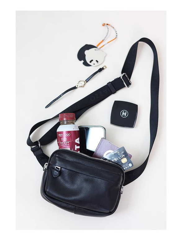 小巧卻容量十足！真皮迷你斜背包/男女通用，兩用，可斜挎 第7張的照片