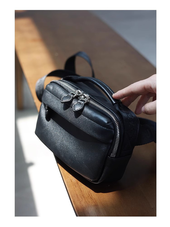 小巧卻容量十足！真皮迷你斜背包/男女通用，兩用，可斜挎 第8張的照片