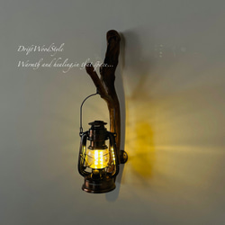 流木インテリア ランプや小物を飾れる天然流木の壁掛けスタンド ランタン 置物 北欧 照明 自然 N24 11枚目の画像