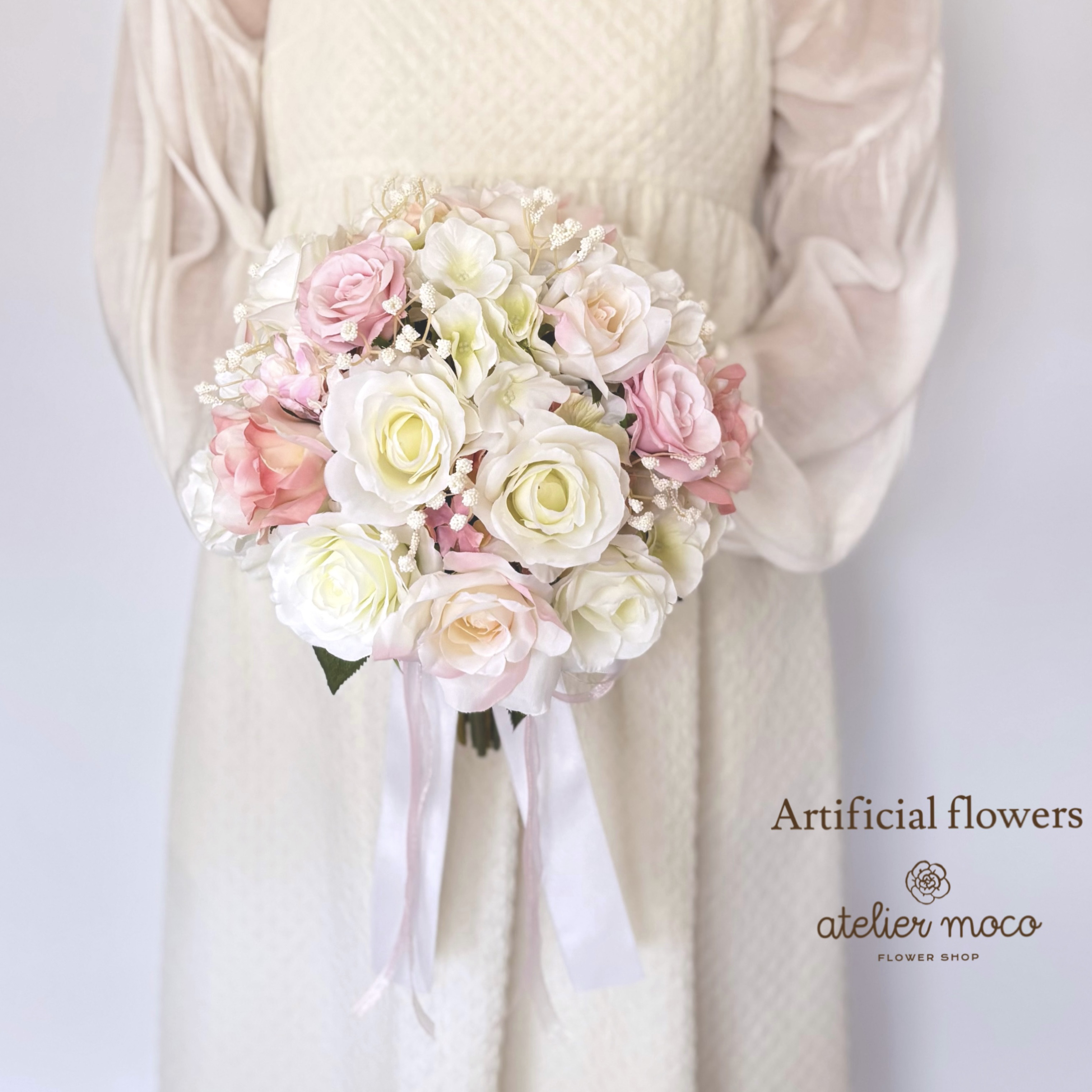 【新作】ローズ と かすみ草 の クラシカル ラウンド ブーケ（造花・ウェディング・結婚式・前撮り・フォト）