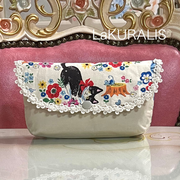 感謝価格　SALE 10cmポーチ　ハンドメイド　猫柄　小銭入れ　パッチワーク 感謝価格 SALE 猫柄 パッチワーク 10cmファスナーポーチ 小銭