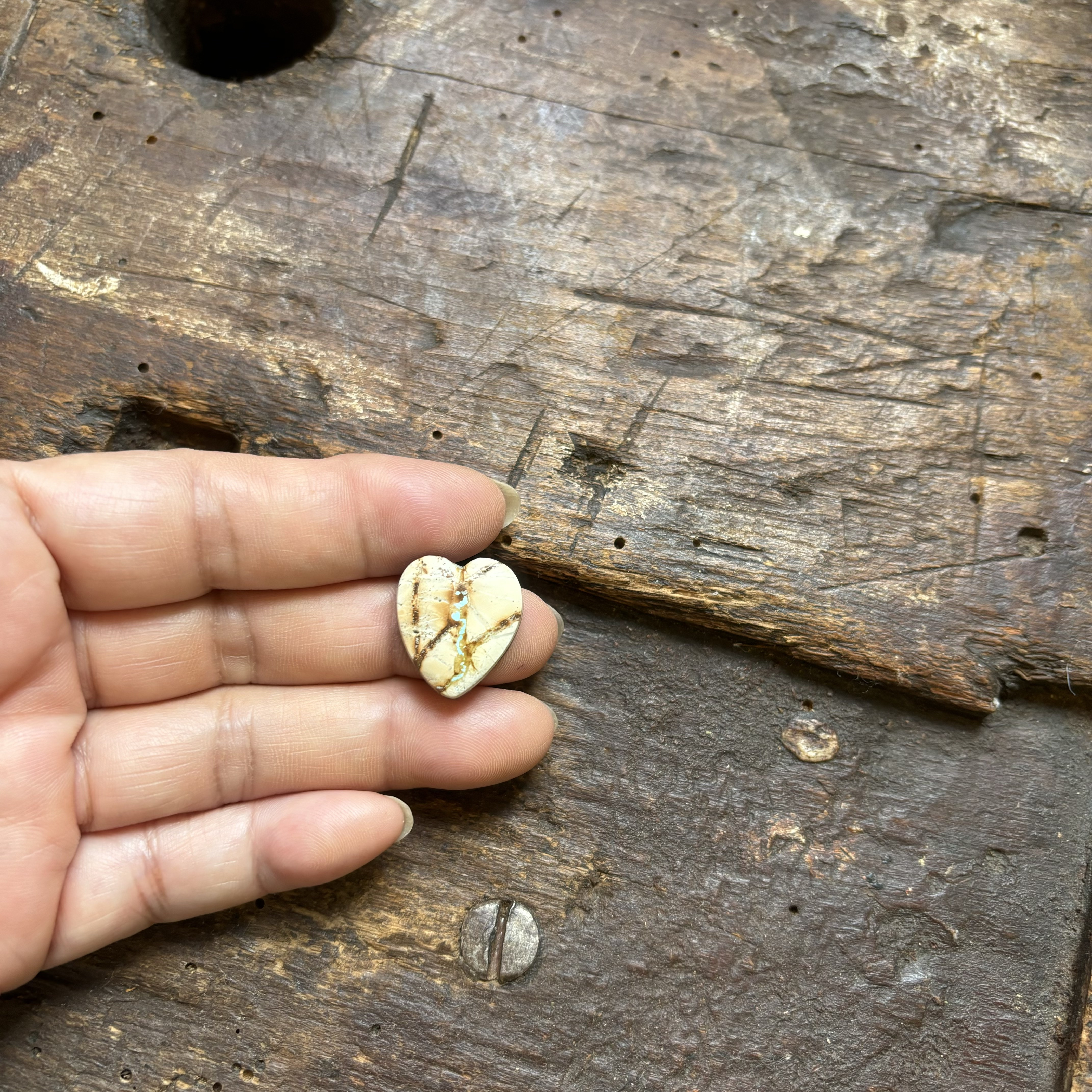 16,4ct Royston Turquoise ロイストン リボンターコイズ R-84 ハート ルース 天然石