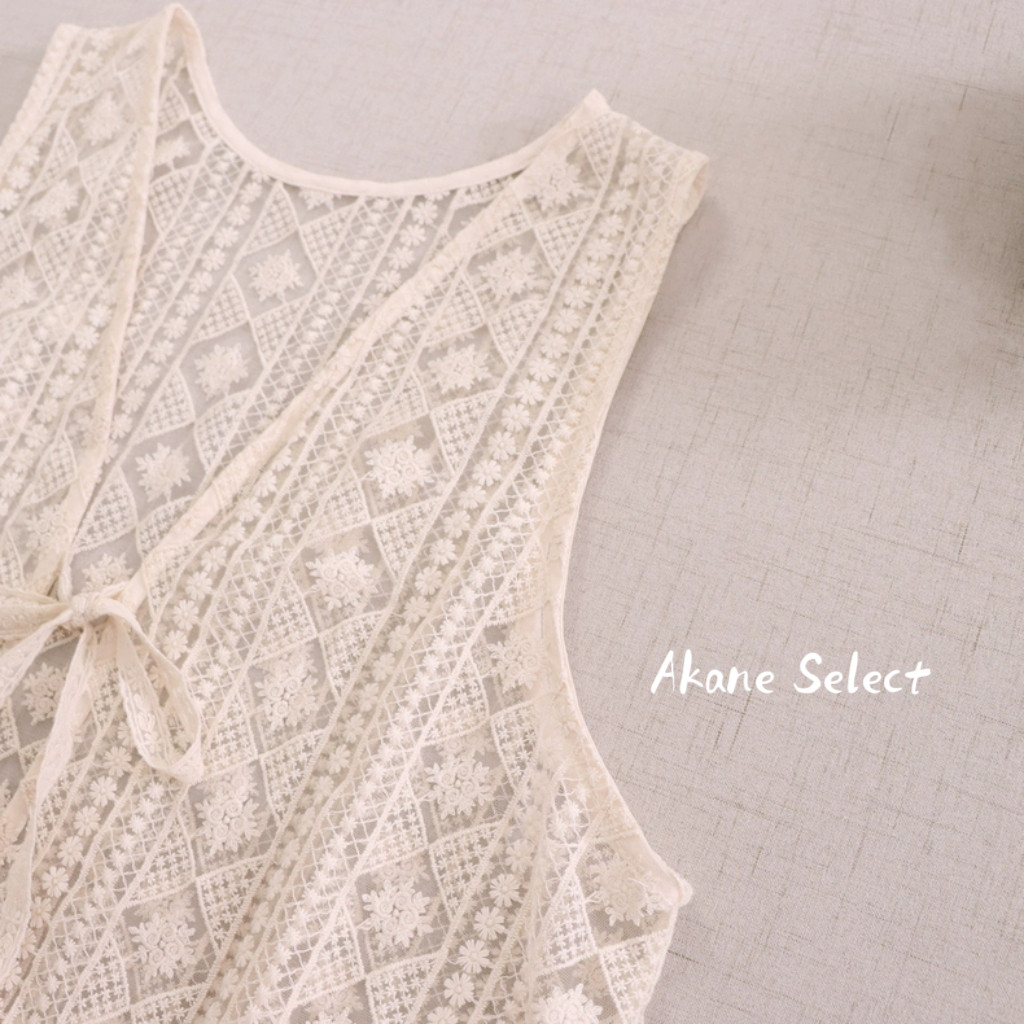 【レースベスト★紐止め】Ｖネック│重ね着│フェミニンレイヤード│ノースリーブ│森ガール│キレイめコーデ│T-81LB 4,739円