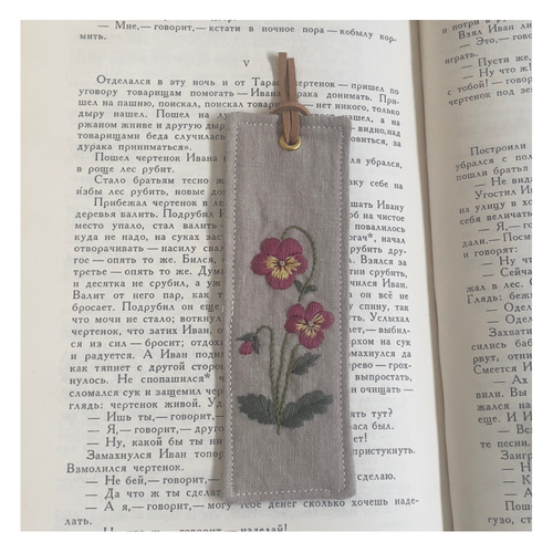 再販】花の手刺繍 栞 ブックマーカー しおり・ブックマーク Grand pont