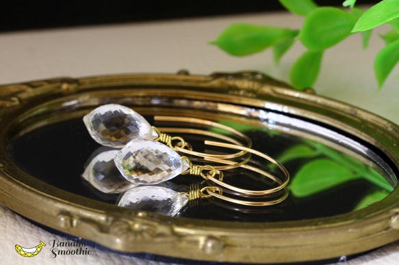 静寂の夜 クリスタル(水晶) マーキス ブリオレットカット 14kgf ピアス 4月誕生石 1枚目の画像