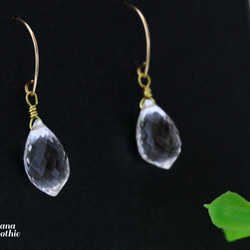 静寂の夜 クリスタル(水晶) マーキス ブリオレットカット 14kgf ピアス 4月誕生石 5枚目の画像