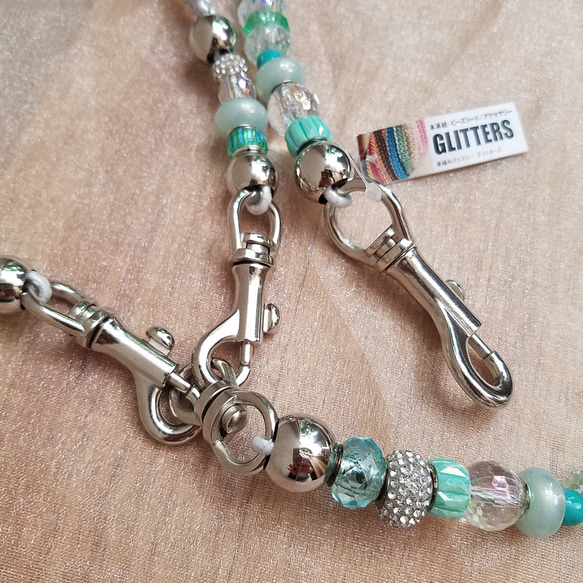 革編みビーズリード[ミントキャンディー革色シルバー]30kgまでのワンちゃん用　2way バギー飛出し防止 5枚目の画像