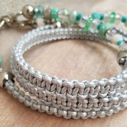 革編みビーズリード[ミントキャンディー革色シルバー]30kgまでのワンちゃん用　2way バギー飛出し防止 4枚目の画像