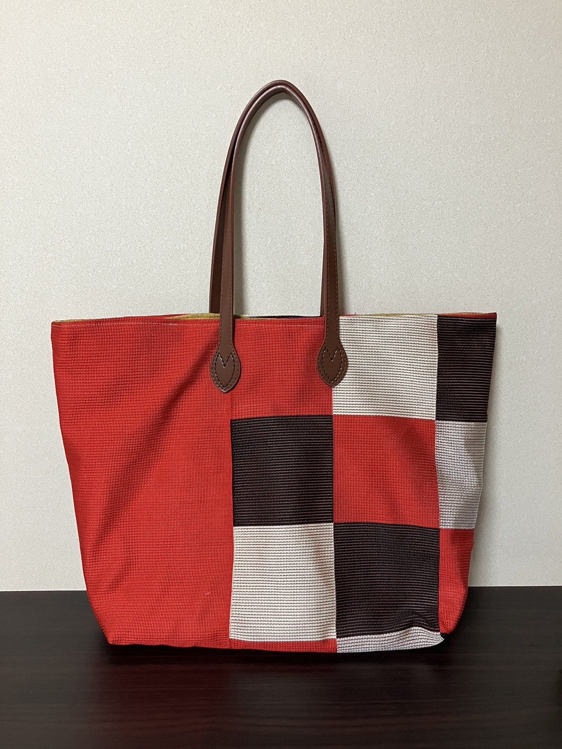 アンズルーム★ちょっと豪華な★着物×帯　リメイク★トートバッグ★ハンドバッグ★かばん★大容量　大きめ★赤系