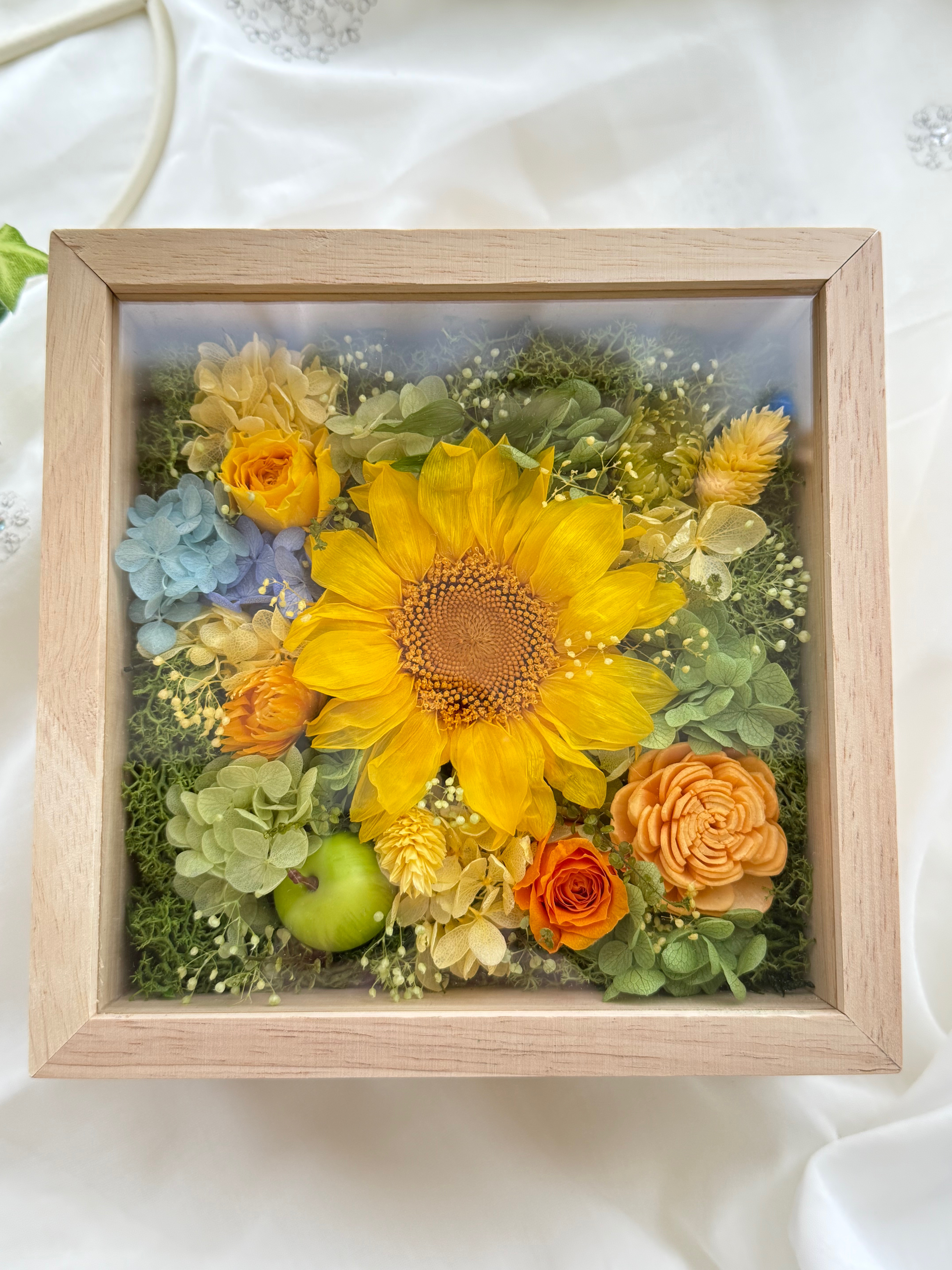 新作 ウッドBOXアレンジ ひまわりのプリザーブドフラワー バラグリーンアップルがかわいい夏インテリア 敬老の日