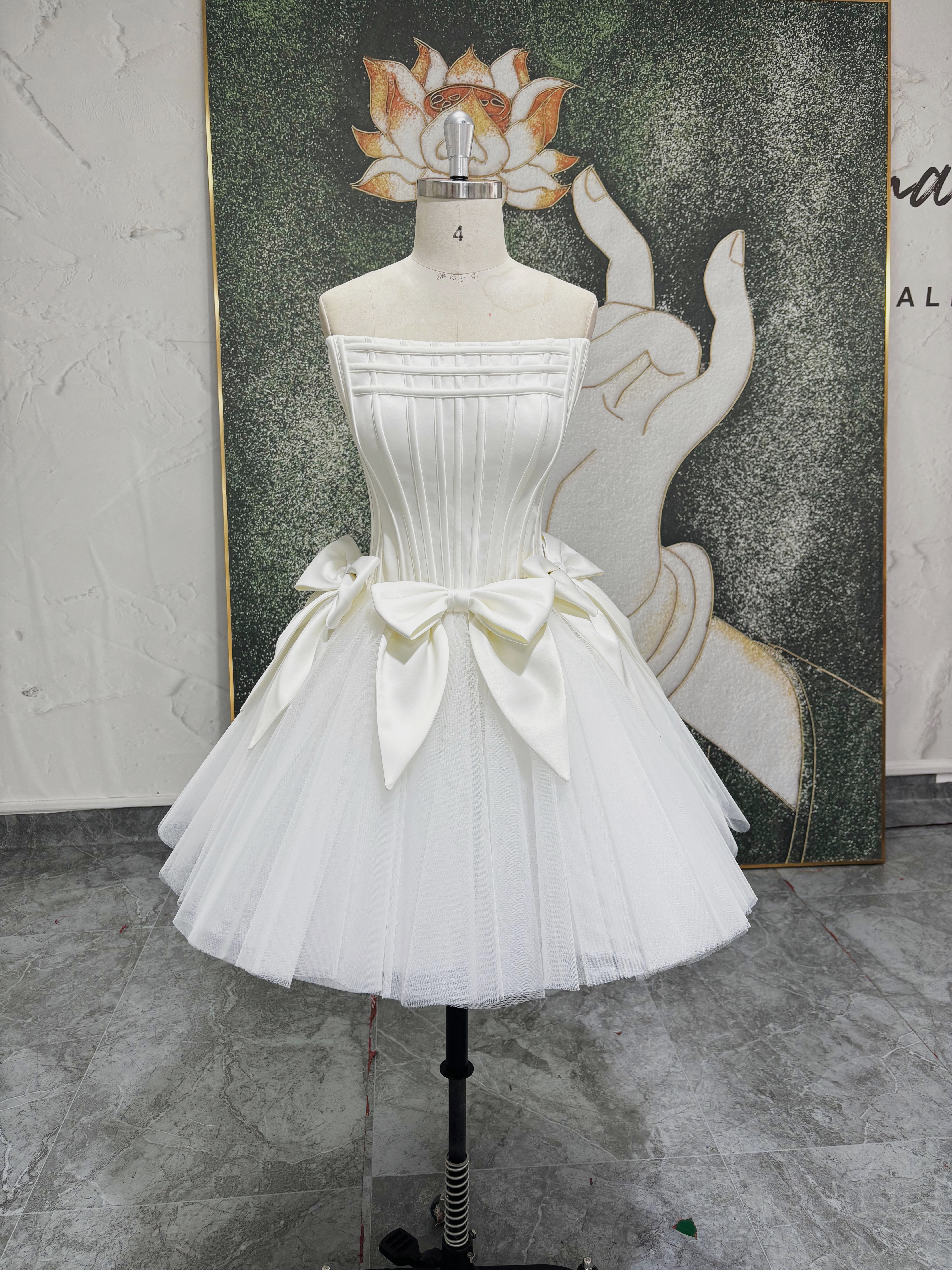 大人気上昇中！可愛いミニドレス　リボン　蝶々　ホワイト　お色直し　チューブトップ　サイズオーダー可能演奏会卒業式音楽会