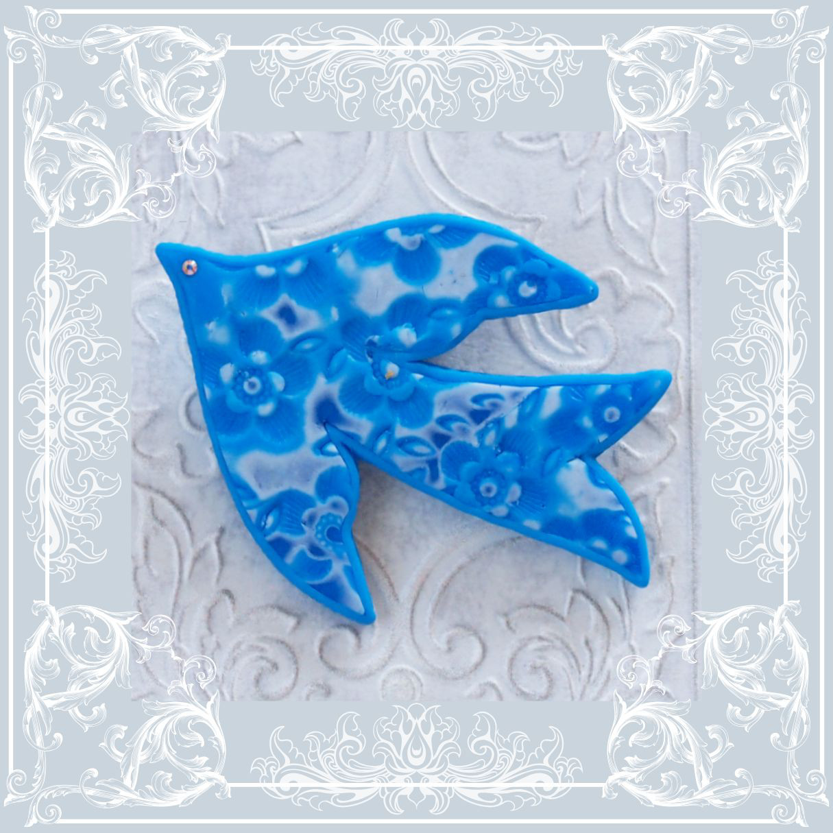 花霞の切り絵の鳥ブローチ＊ｺﾊﾞﾙﾄﾌﾞﾙｰ＊