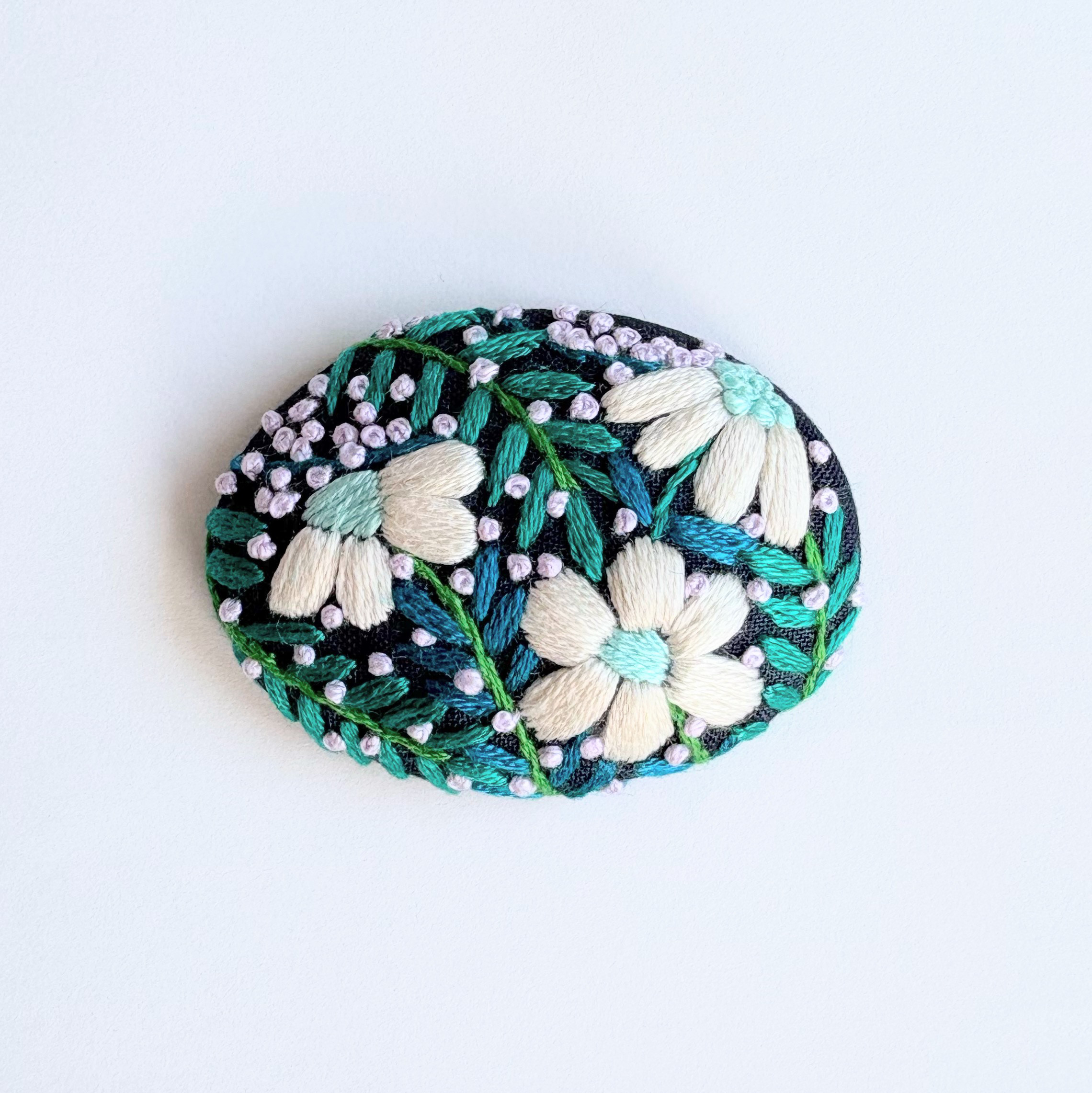 小さなお花の刺繍ブローチ【Botanical】#384