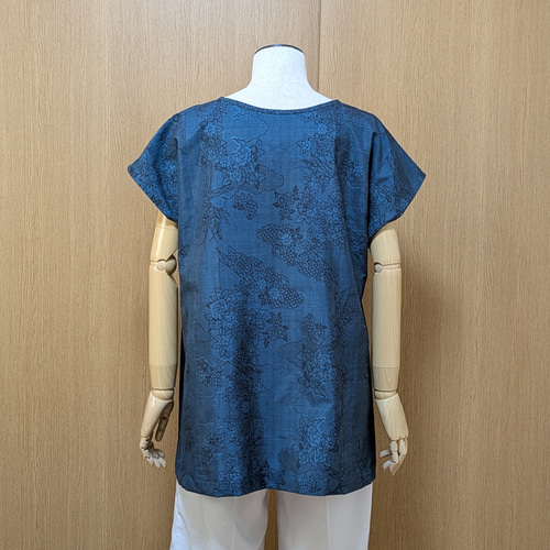 SOLD 着物リメイク ブラウス大島紬 フリーサイズ ブラウス さらあお  