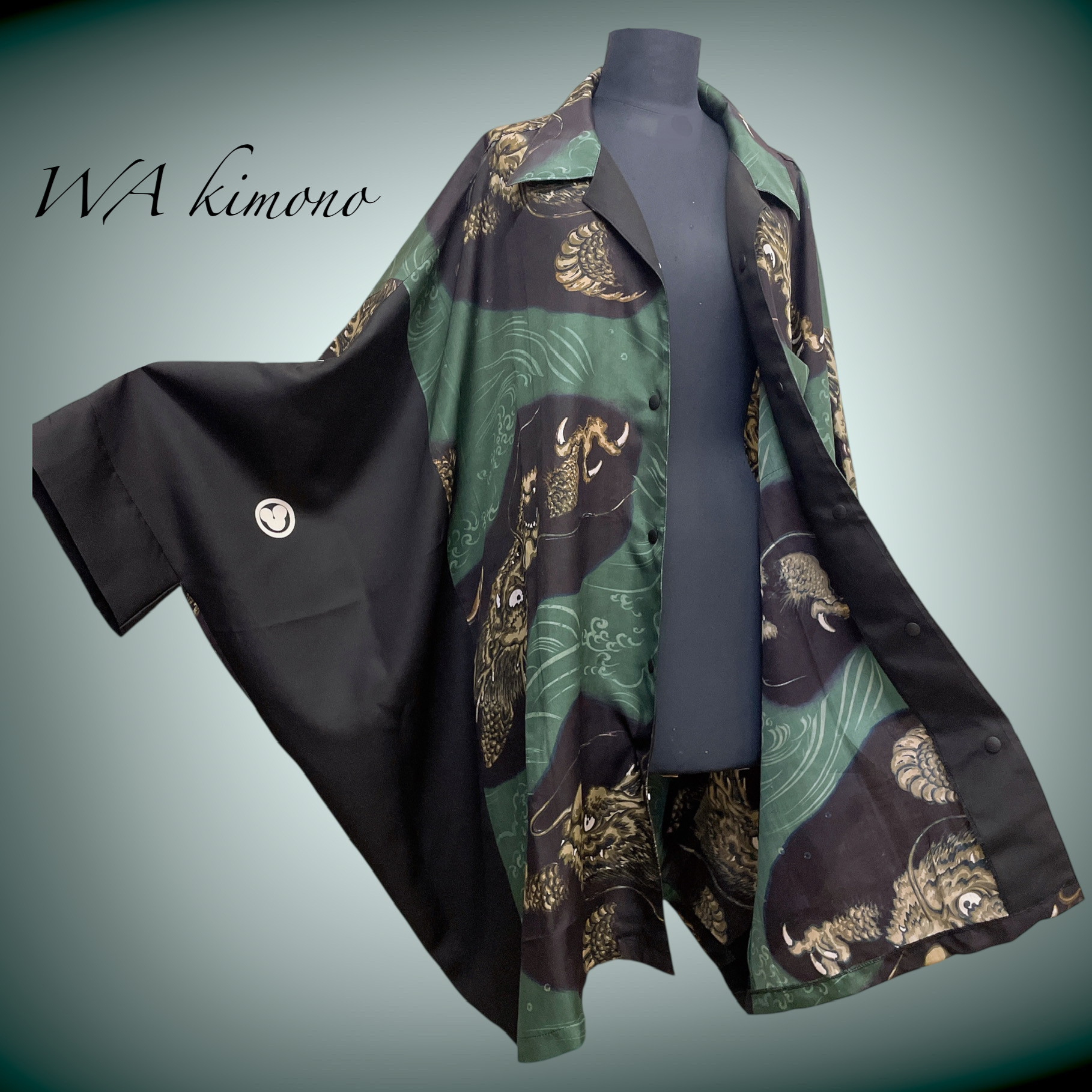 龍紋様 グリーン 万能ドルマンシャツ！ 男女兼用 高級感抜群！ 正絹 フリーサイズ アロハ 着物リメイク  N70711