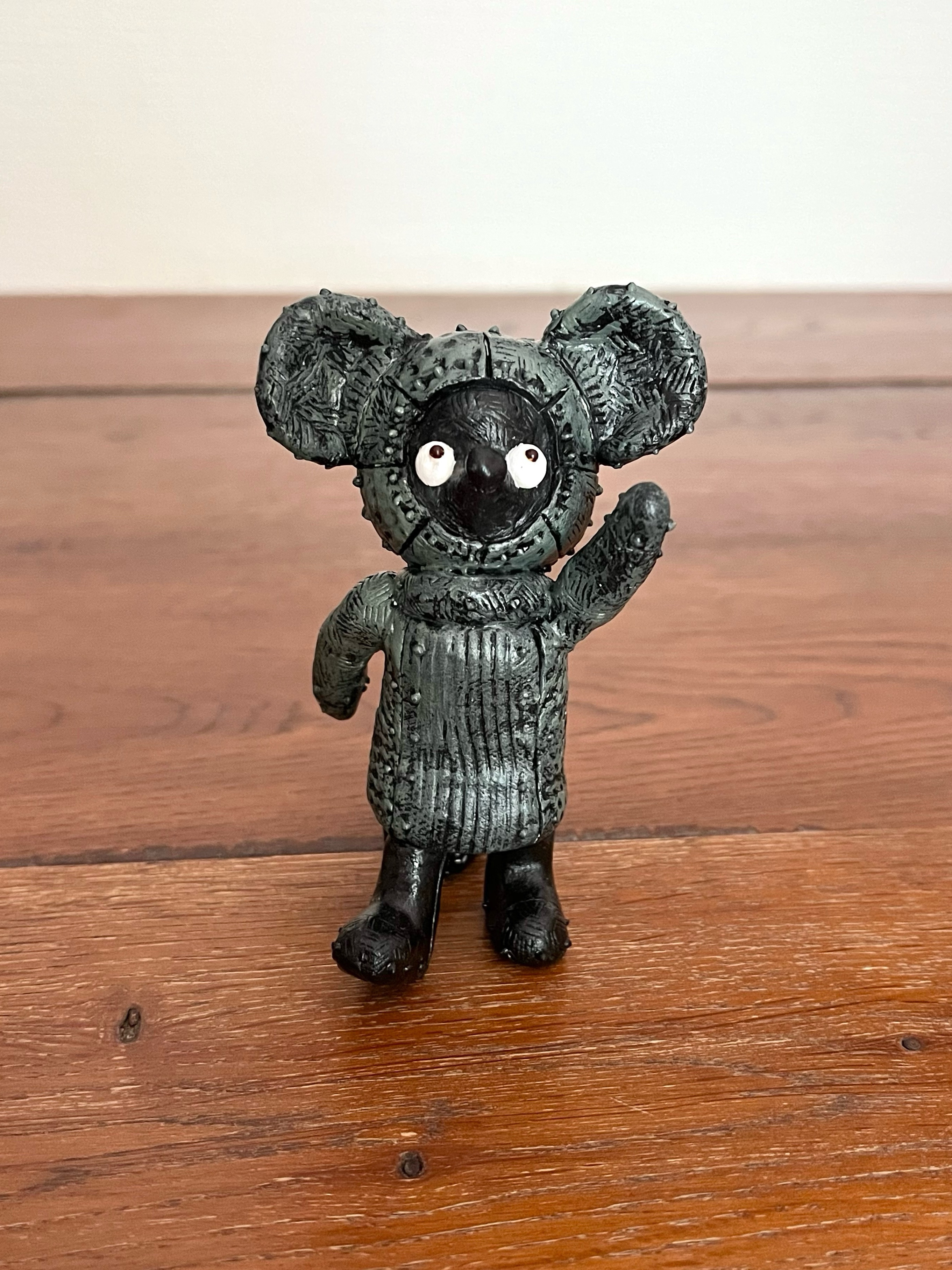 【送料無料】ロボねずみのフィギュア