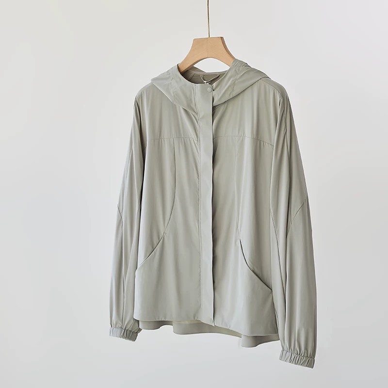 「呼吸ホールUVカットジャケット」東レ素材使用275+ UVプロテクションで日焼け防止　スカイグレー　250712-3