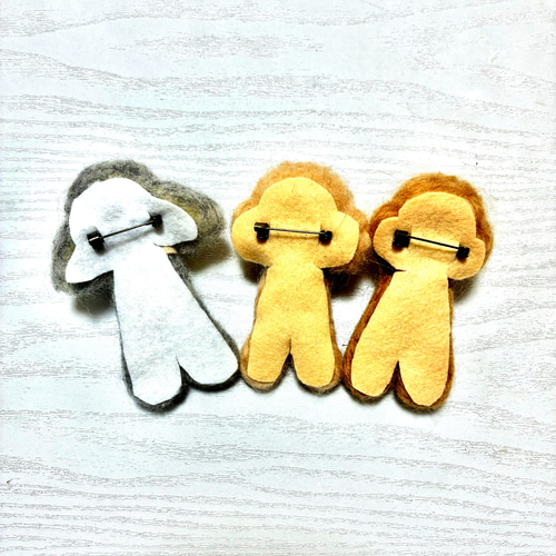 トイプードルブローチ 羊毛フェルトトイプードル トイプードル 羊毛