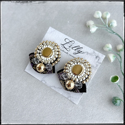 ビーズ刺繍ピアス/ゴールド/インド刺繍リボン/個性的/カジュアル/ビーズピアス イヤリング 6枚目の画像