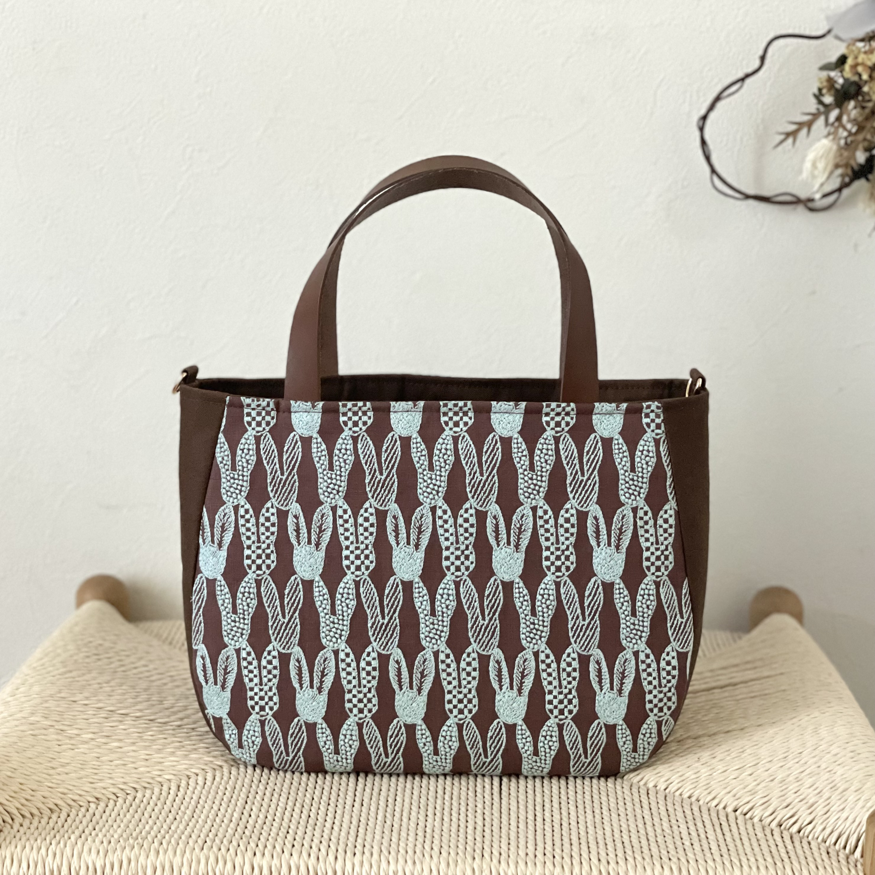 ⚮̈ミナペルホネン　mottoかくれんぼトート　pomppia brown