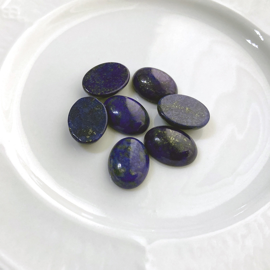 【天然石】ラピスラズリ オーバルカボション穴無 ネイビー系 16×12×5ｍｍ 50個