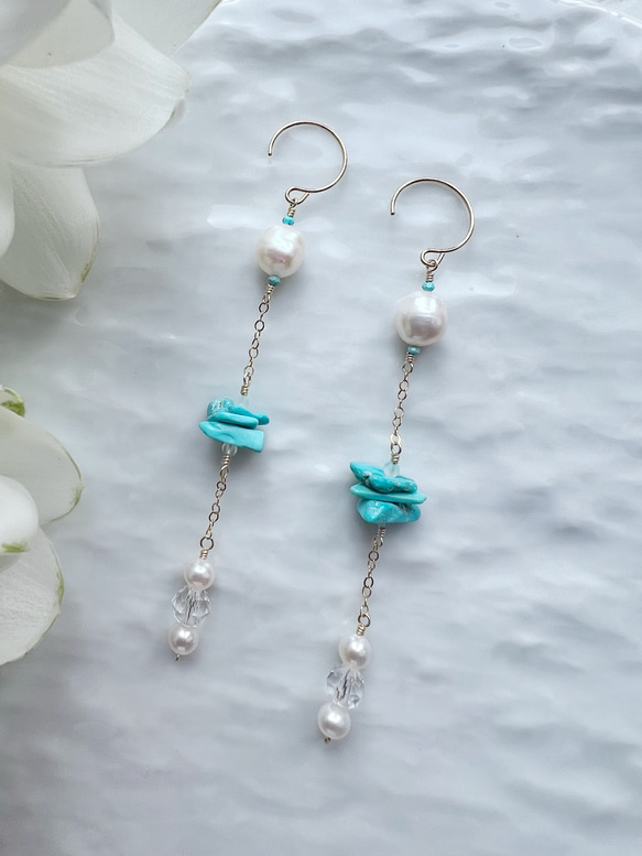 14KGF 淡水パール スリーピングビューティーターコイズ チェーンピアス 1枚目の画像