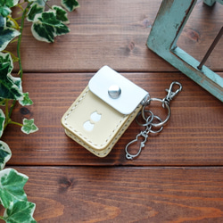 【1個限定特別価格】シフォンアイボリー×ホワイトのスマートキーケース【新型アルト等】【スズキ系】 2枚目の画像
