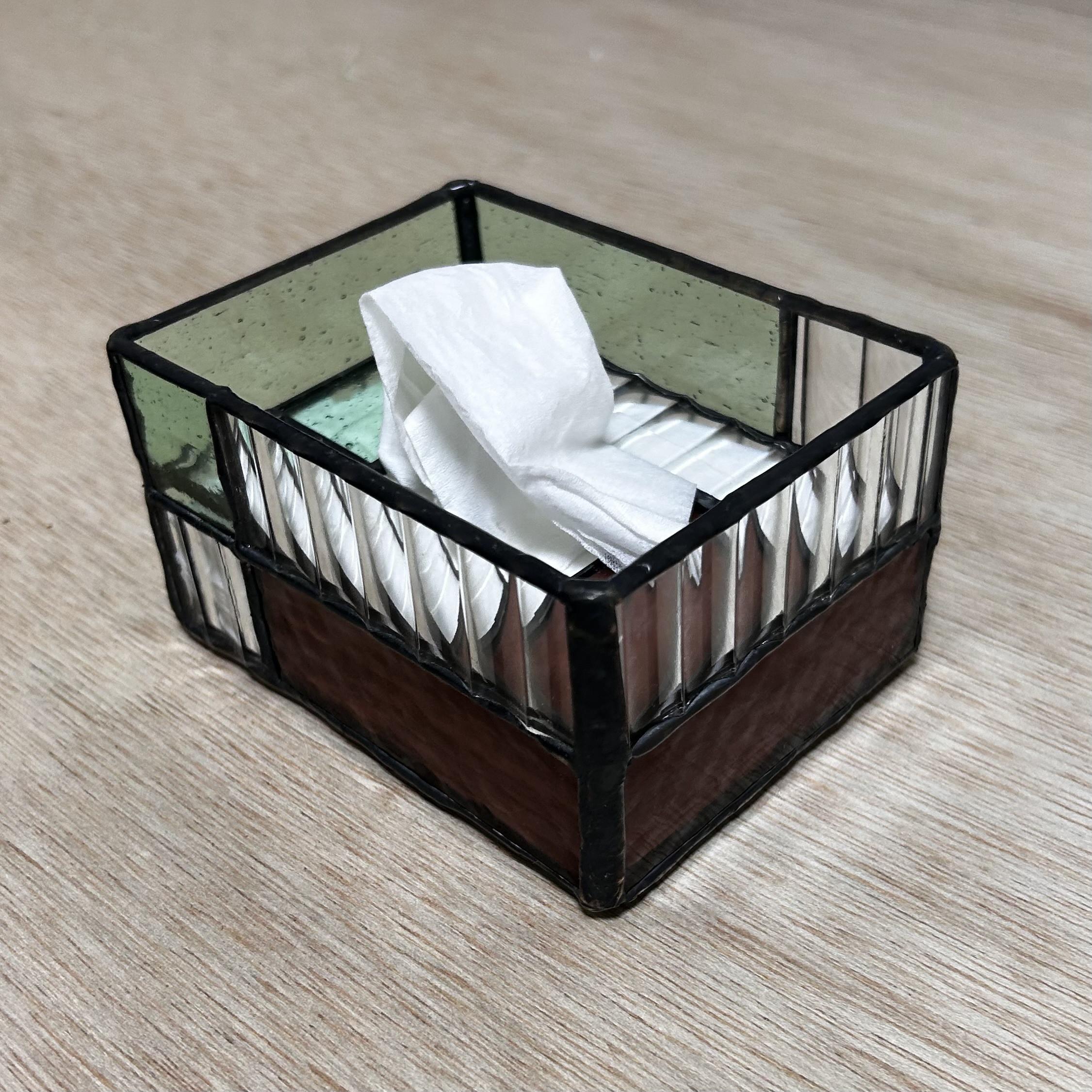 ステンドグラス　ポケットティッシュケース