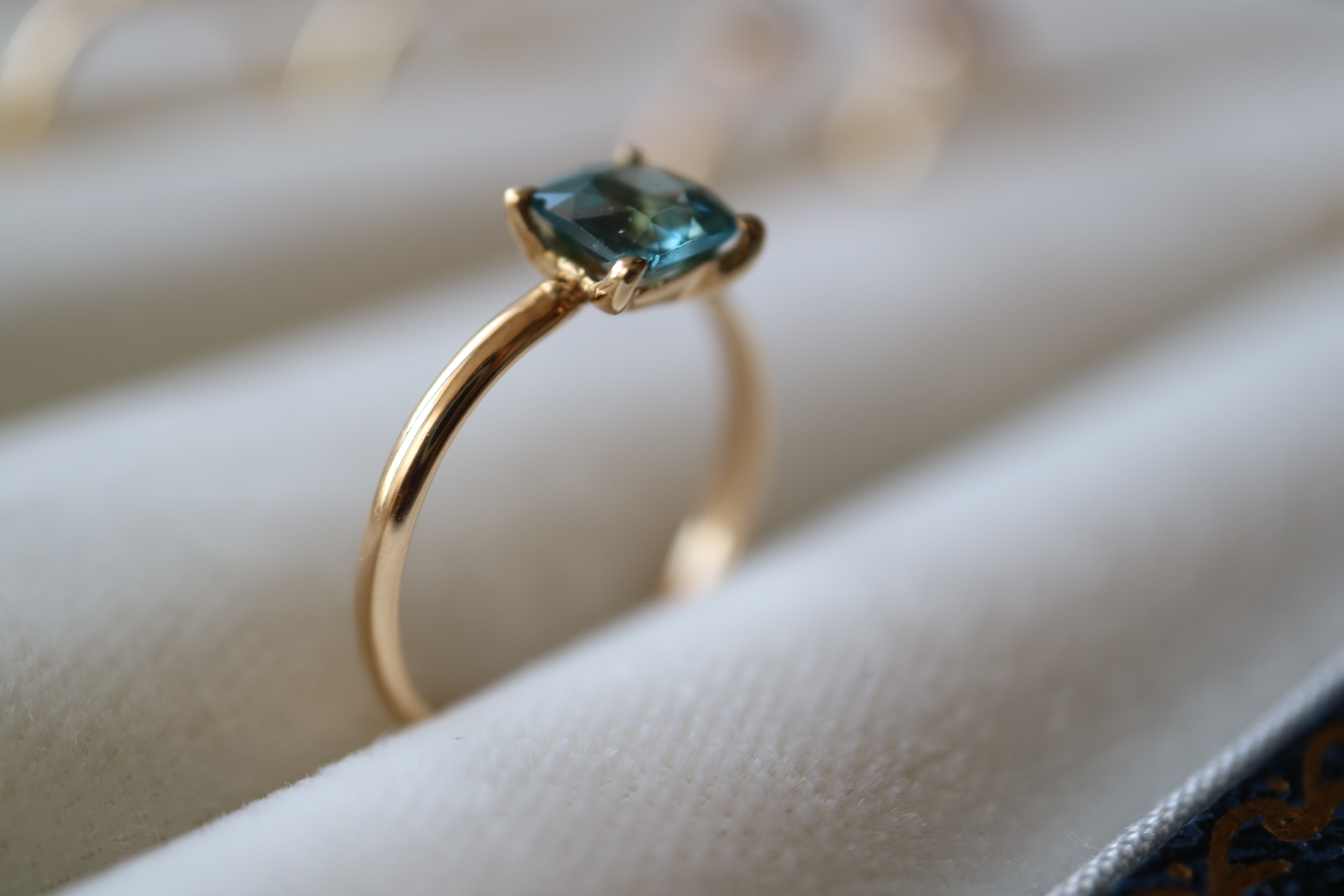 Spinel K18リング -Cobalt blue-(23R-05)