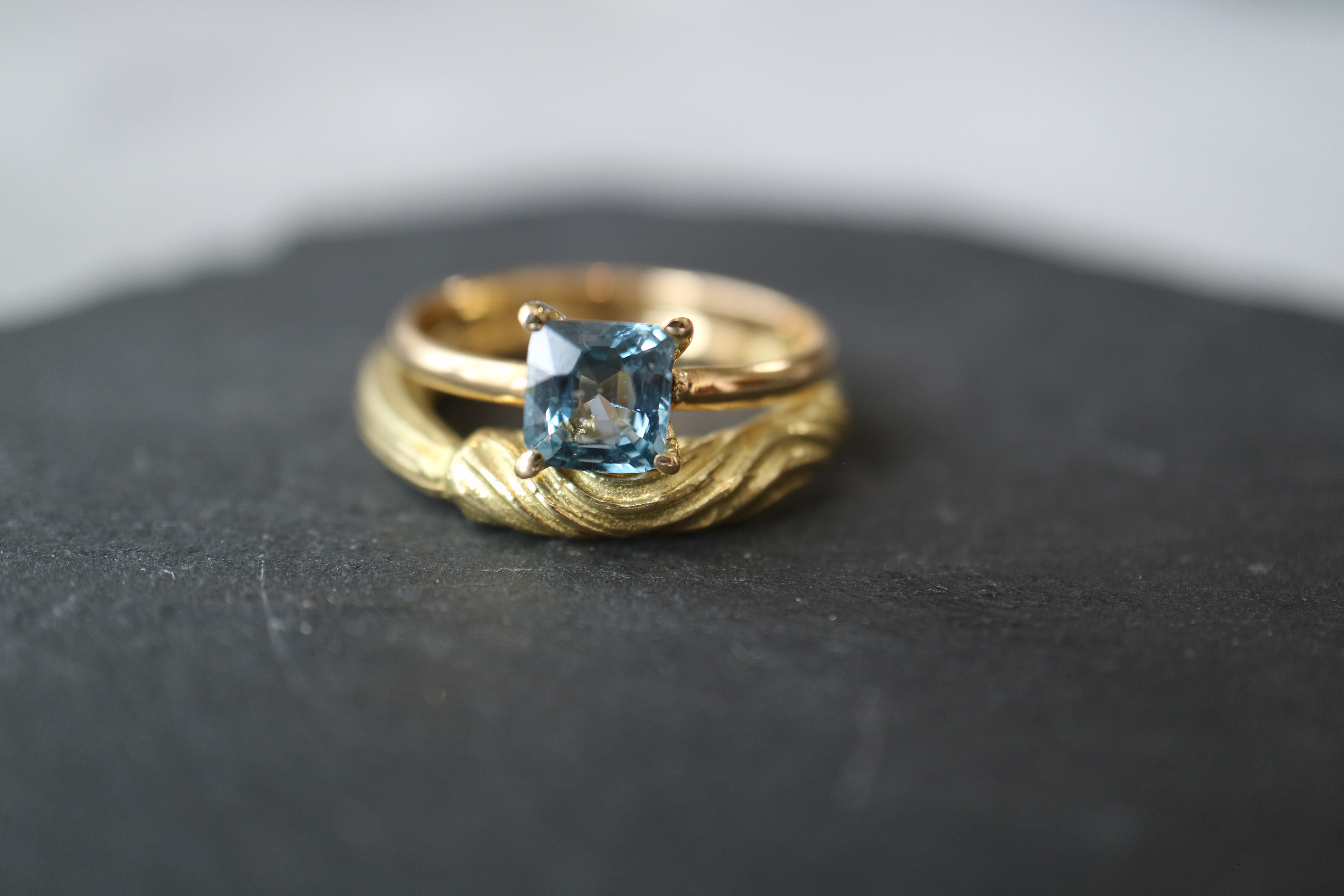 Spinel K18リング -Cobalt blue-(23R-05)