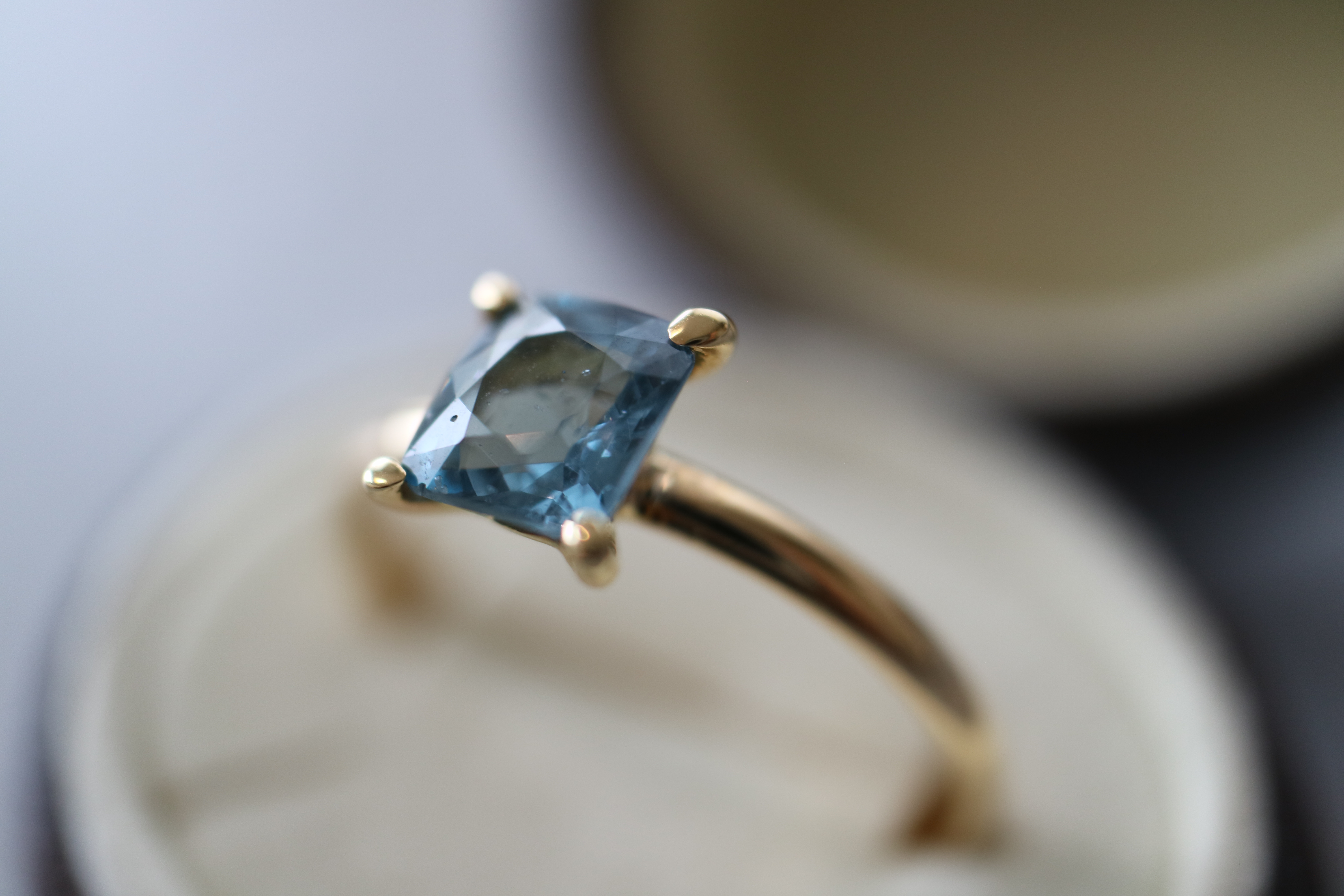 Spinel K18リング -Cobalt blue-(23R-05)